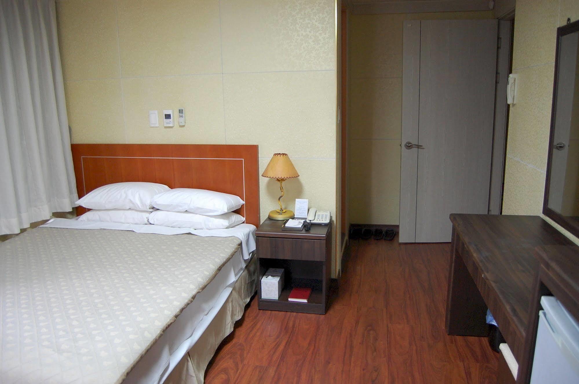 Hotel Ymca 2*